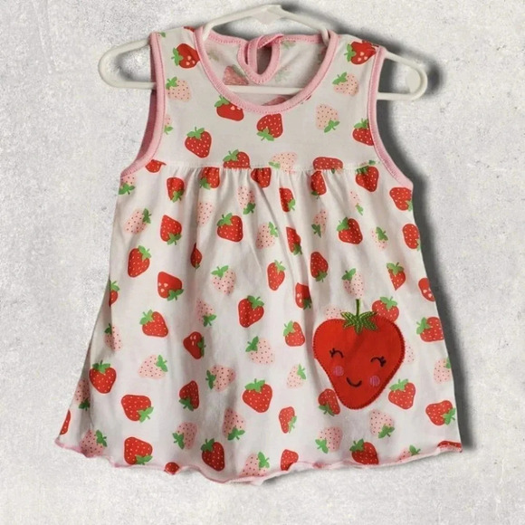 6-12m Baby Girl Dress. White with Strawberrys. - Picture 1 of 4